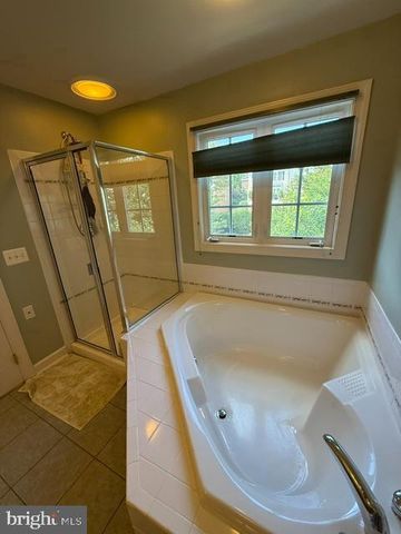 43804 BENT CREEK TER, Leesburg, VA 20176