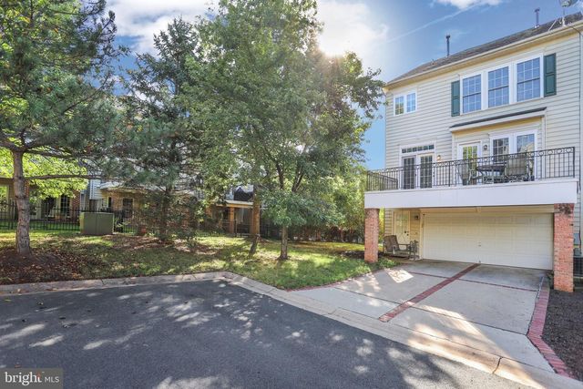43804 BENT CREEK TER, Leesburg, VA 20176