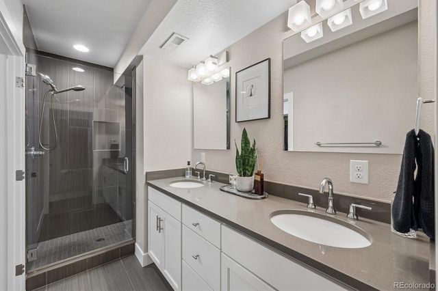 2837 S Sherman Street, Englewood, CO 80113