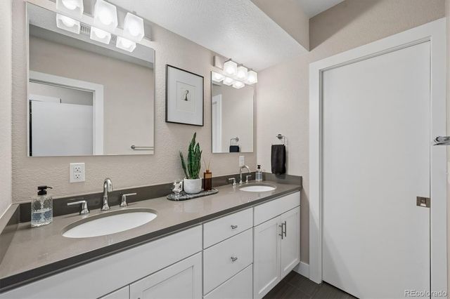 2837 S Sherman Street, Englewood, CO 80113