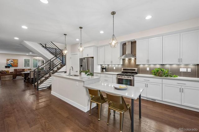 2837 S Sherman Street, Englewood, CO 80113