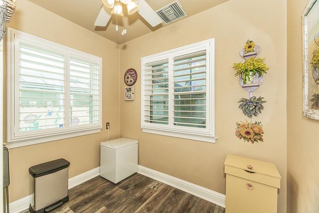 426 E Simpson Avenue, Fresno, CA 93704