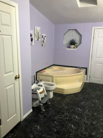 626 Red Top Road, Fair Grove, MO 65648