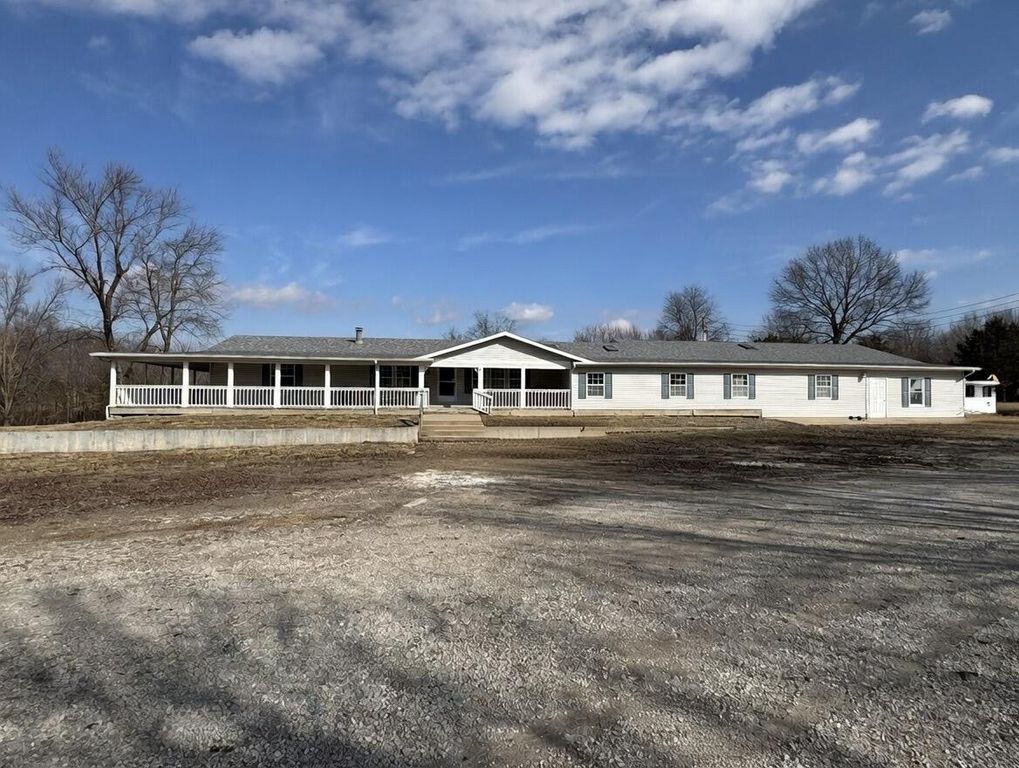 626 Red Top Road, Fair Grove, MO 65648