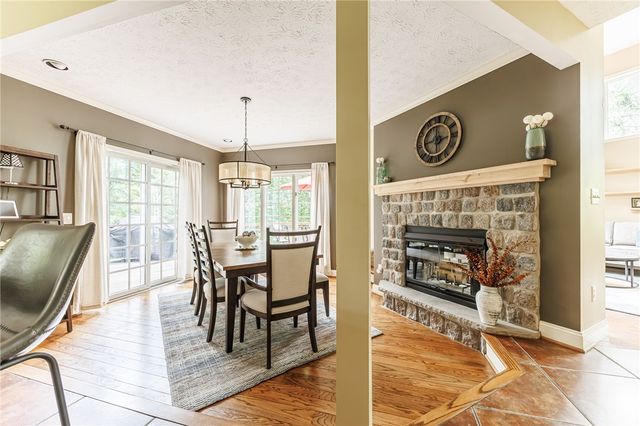 332 Thornebush Drive, Victor, NY 14564