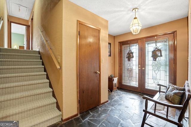 4228 Cove Court NE, Marietta, GA 30067