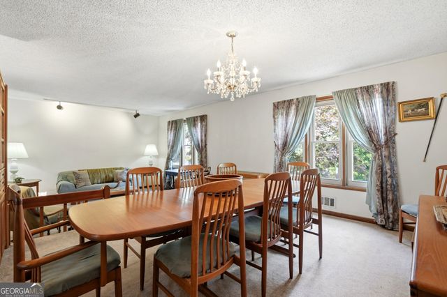 4228 Cove Court NE, Marietta, GA 30067