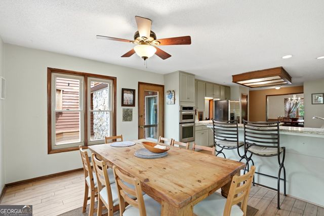 4228 Cove Court NE, Marietta, GA 30067