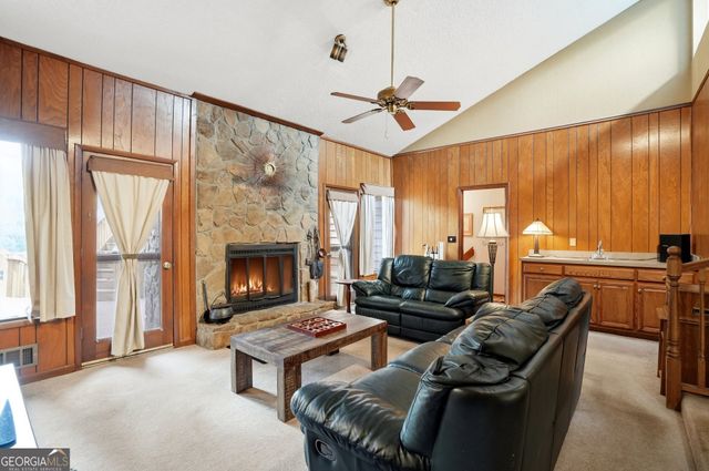 4228 Cove Court NE, Marietta, GA 30067