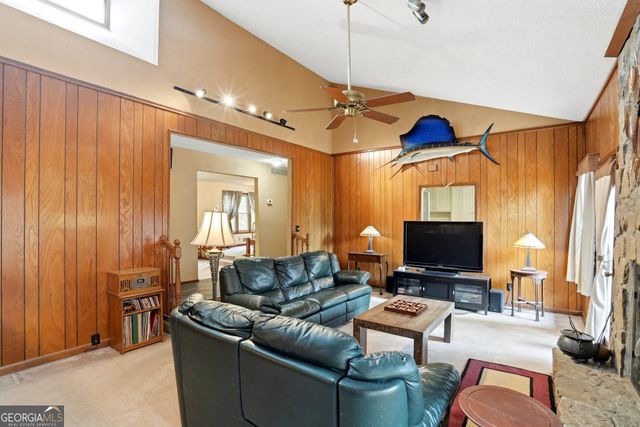 4228 Cove Court NE, Marietta, GA 30067