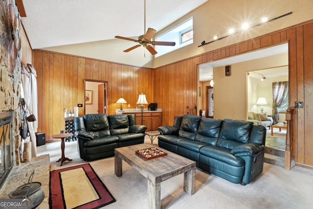 4228 Cove Court NE, Marietta, GA 30067