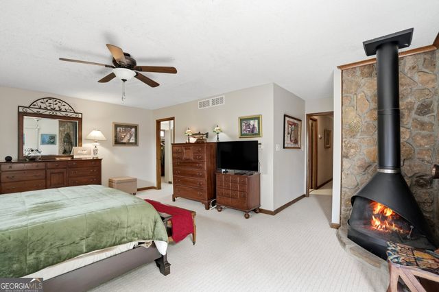 4228 Cove Court NE, Marietta, GA 30067