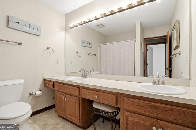 4228 Cove Court NE, Marietta, GA 30067