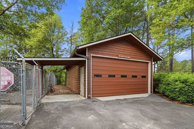 4228 Cove Court NE, Marietta, GA 30067