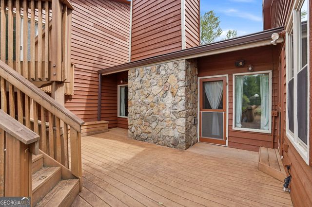 4228 Cove Court NE, Marietta, GA 30067