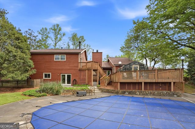 4228 Cove Court NE, Marietta, GA 30067