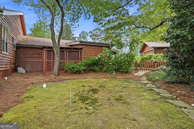 4228 Cove Court NE, Marietta, GA 30067