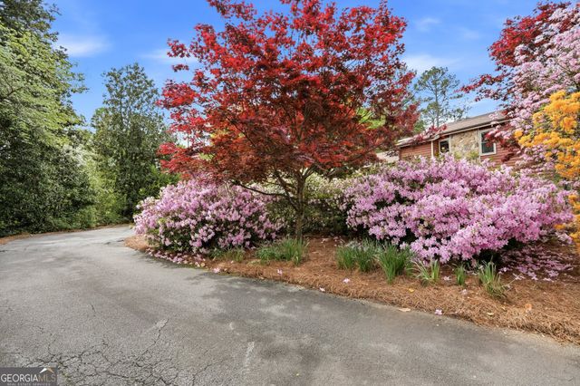 4228 Cove Court NE, Marietta, GA 30067