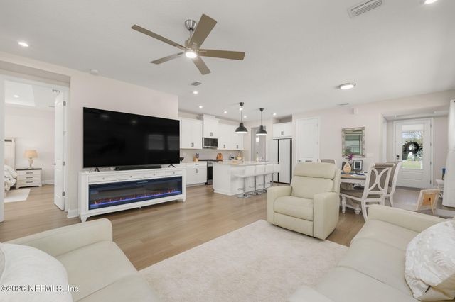 403 LADYSLIPPER Drive, St. Johns, FL 32259