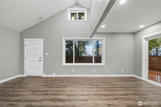 6929 Ellis Avenue S, Seattle, WA 98108