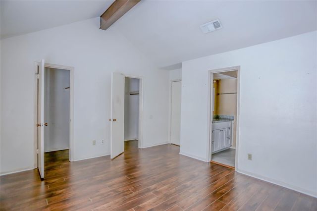 9901 Sharpcrest Street J7, Houston, TX 77036