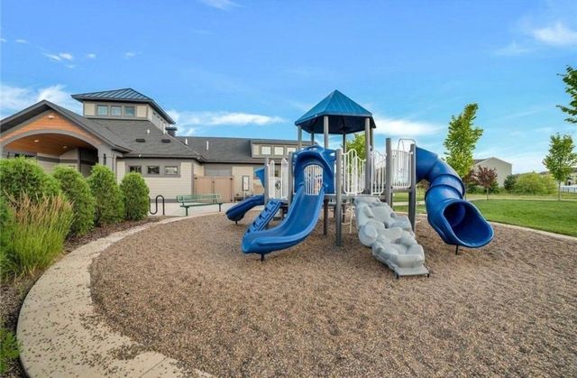 18135 Gladstone Trail, Lakeville, MN 55044