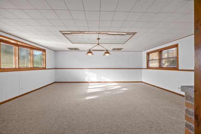 1138 Timber Lane, Darien, IL 60561