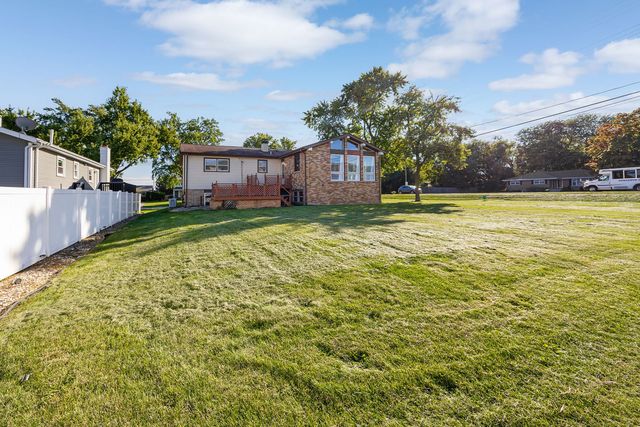 1138 Timber Lane, Darien, IL 60561