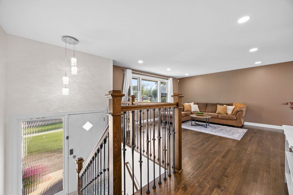 1138 Timber Lane, Darien, IL 60561 — photo 5