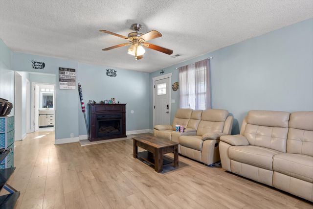 210 Wheeler Avenue, Chickamauga, GA 30707