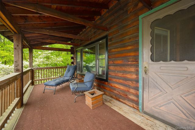 28 Wonderland Drive, Hopewell Junction, NY 12533