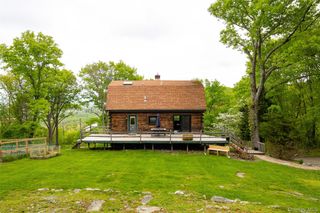 28 Wonderland Drive, Hopewell Junction, NY 12533