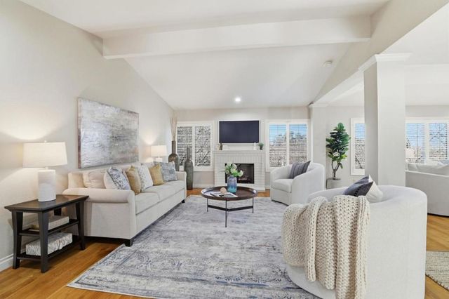 7351 Via Laguna, San Jose, CA 95135