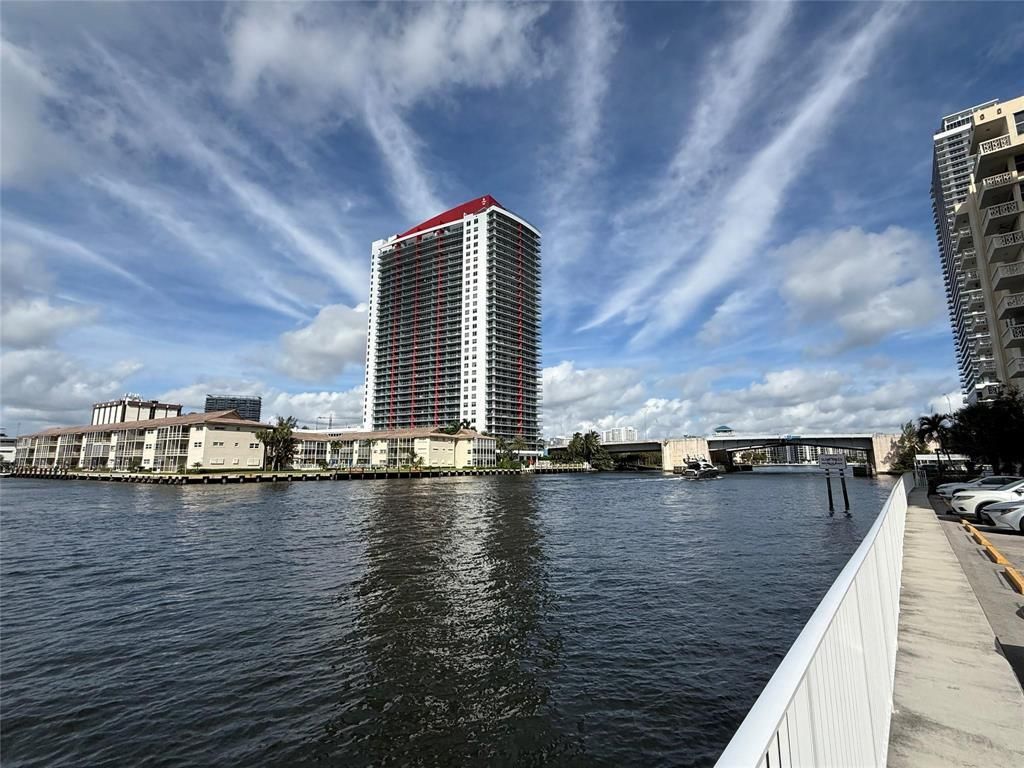 1833 S OCEAN Drive 808, Hallandale Beach, FL 33009