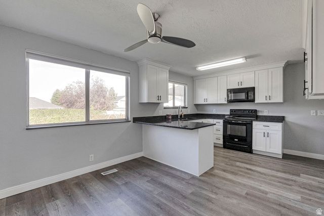 3246 W ROYALWOOD DR, Taylorsville, UT 84129