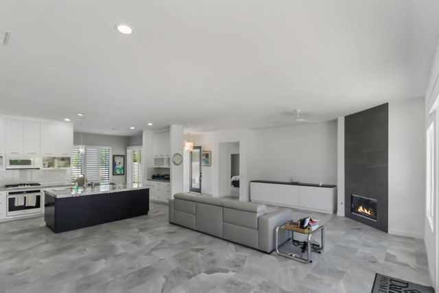 74972 Saguaro Lane, Indian Wells, CA 92210