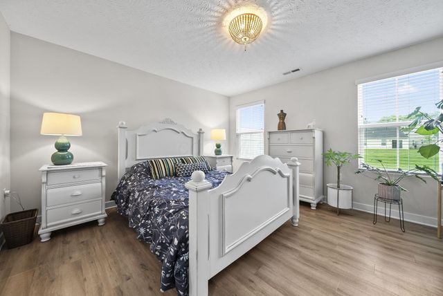 6443 Turning Stone Loop, Canal Winchester, OH 43110