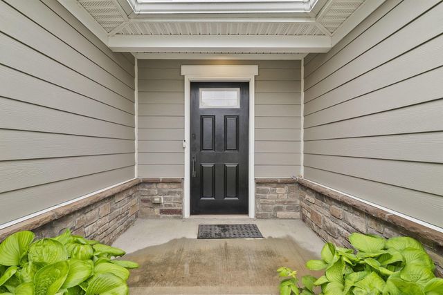 6443 Turning Stone Loop, Canal Winchester, OH 43110