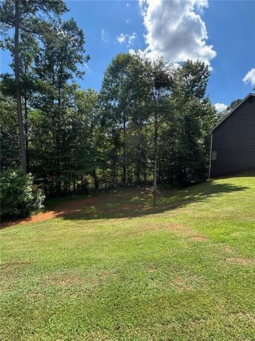 389 White Trillium Drive, Hoschton, GA 30548