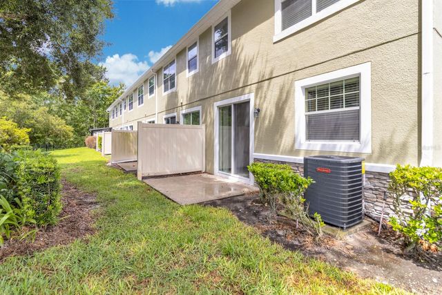 1041 LAUREL RIDGE LANE, Sanford, FL 32773