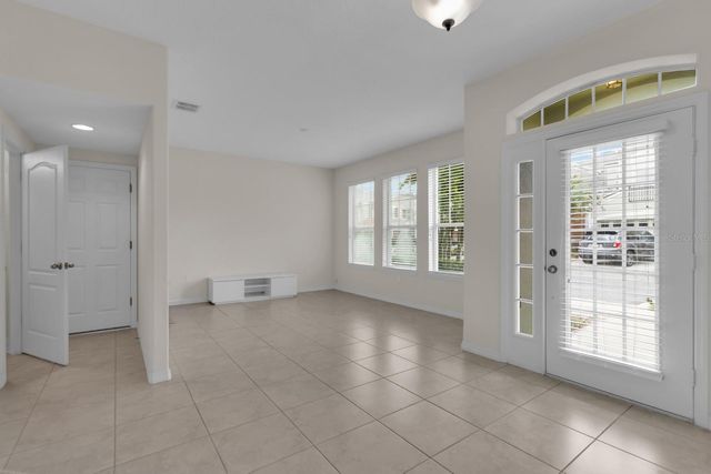 1041 LAUREL RIDGE LANE, Sanford, FL 32773