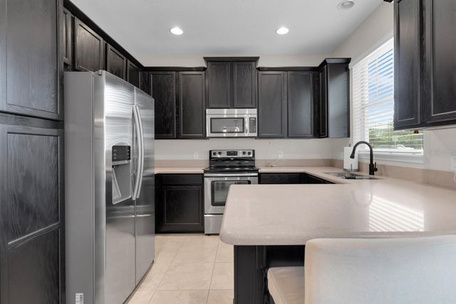 1041 LAUREL RIDGE LANE, Sanford, FL 32773