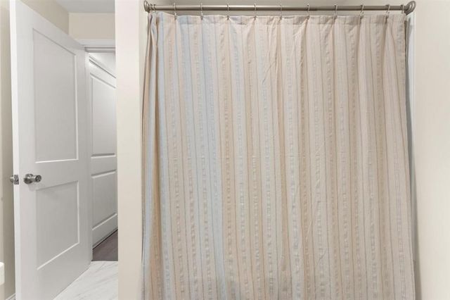 417 E School Street, Lake Charles, LA 70605