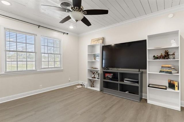 417 E School Street, Lake Charles, LA 70605