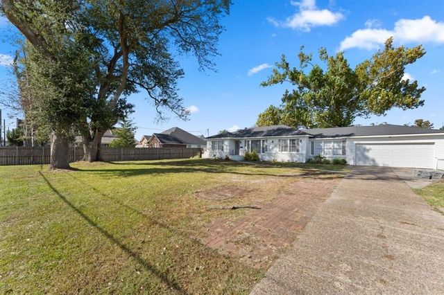 417 E School Street, Lake Charles, LA 70605
