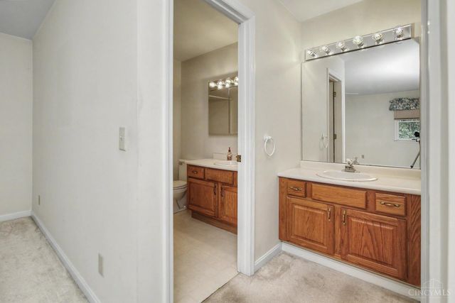 716 Winding Brook Drive, Oxford, OH 45056