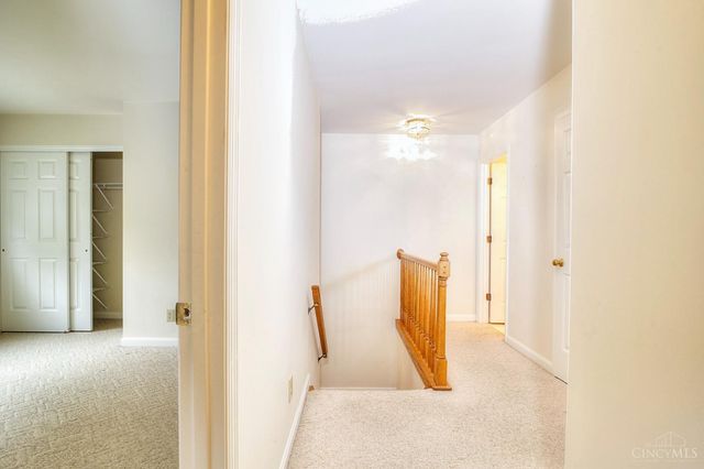 716 Winding Brook Drive, Oxford, OH 45056