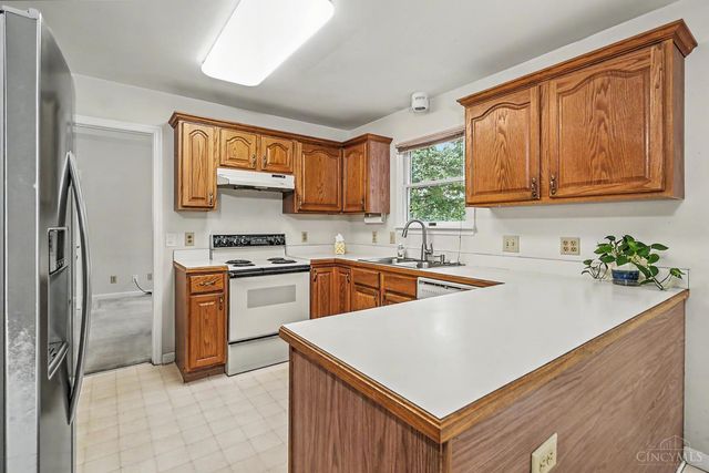 716 Winding Brook Drive, Oxford, OH 45056