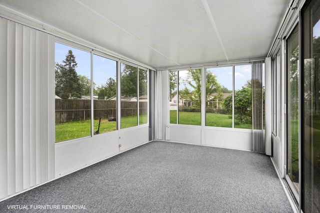 1520 N Pontiac Drive, Janesville, WI 53545