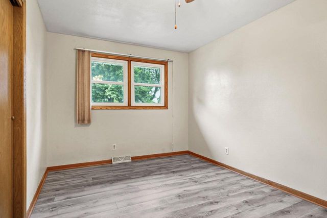 1520 N Pontiac Drive, Janesville, WI 53545